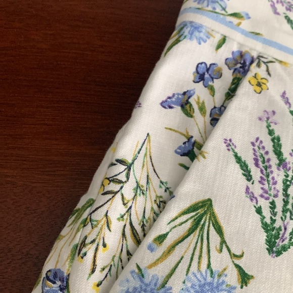 Worn once Womens Loft riviera short in size 12 - Picture 10 of 11